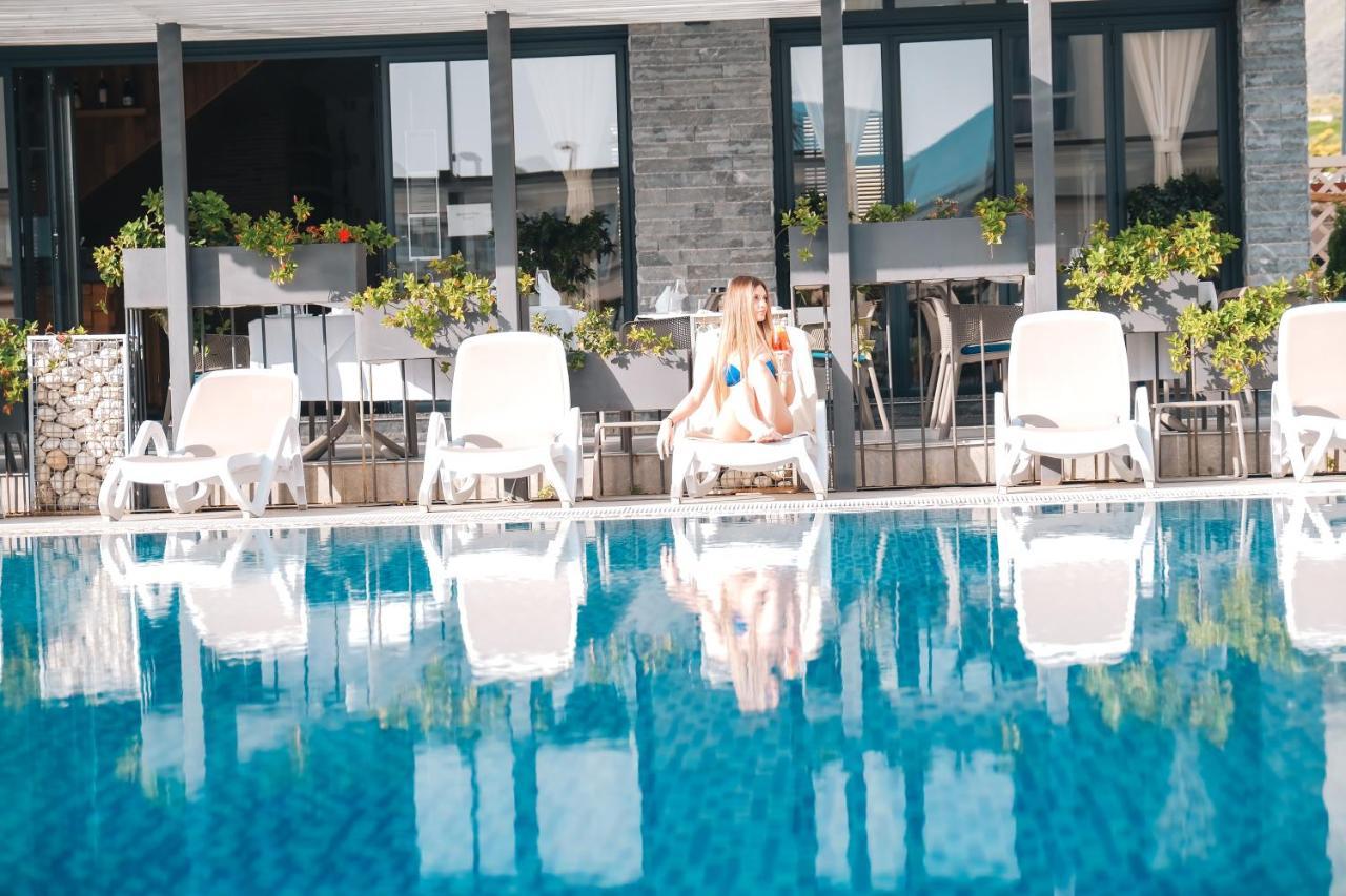 Ledina Hotel Орикум Экстерьер фото